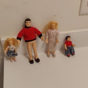 4 Vintage Rubber Bendable Swedish Dollhouse Family Dolls Mom Dad Kids